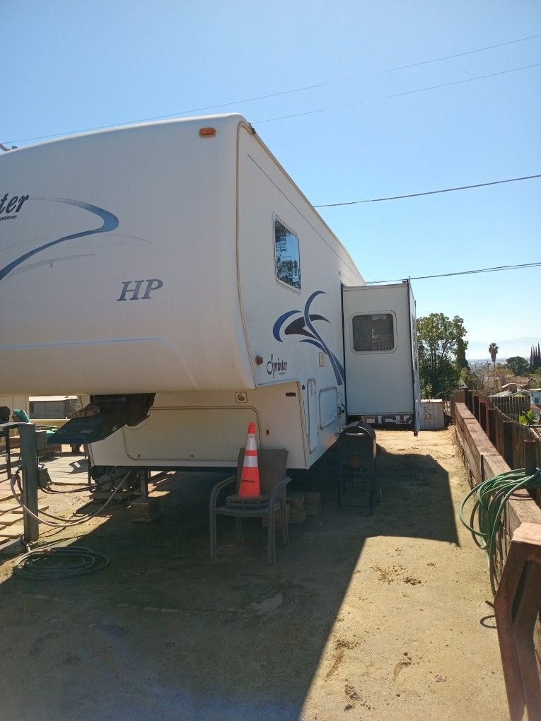 2003 Keystone Sprinter