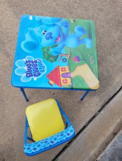 Blues clues kids table & chair