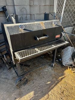 BBQ SMOKER