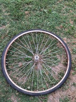 Schwinn breezy.\nFront wheel. 26,,,