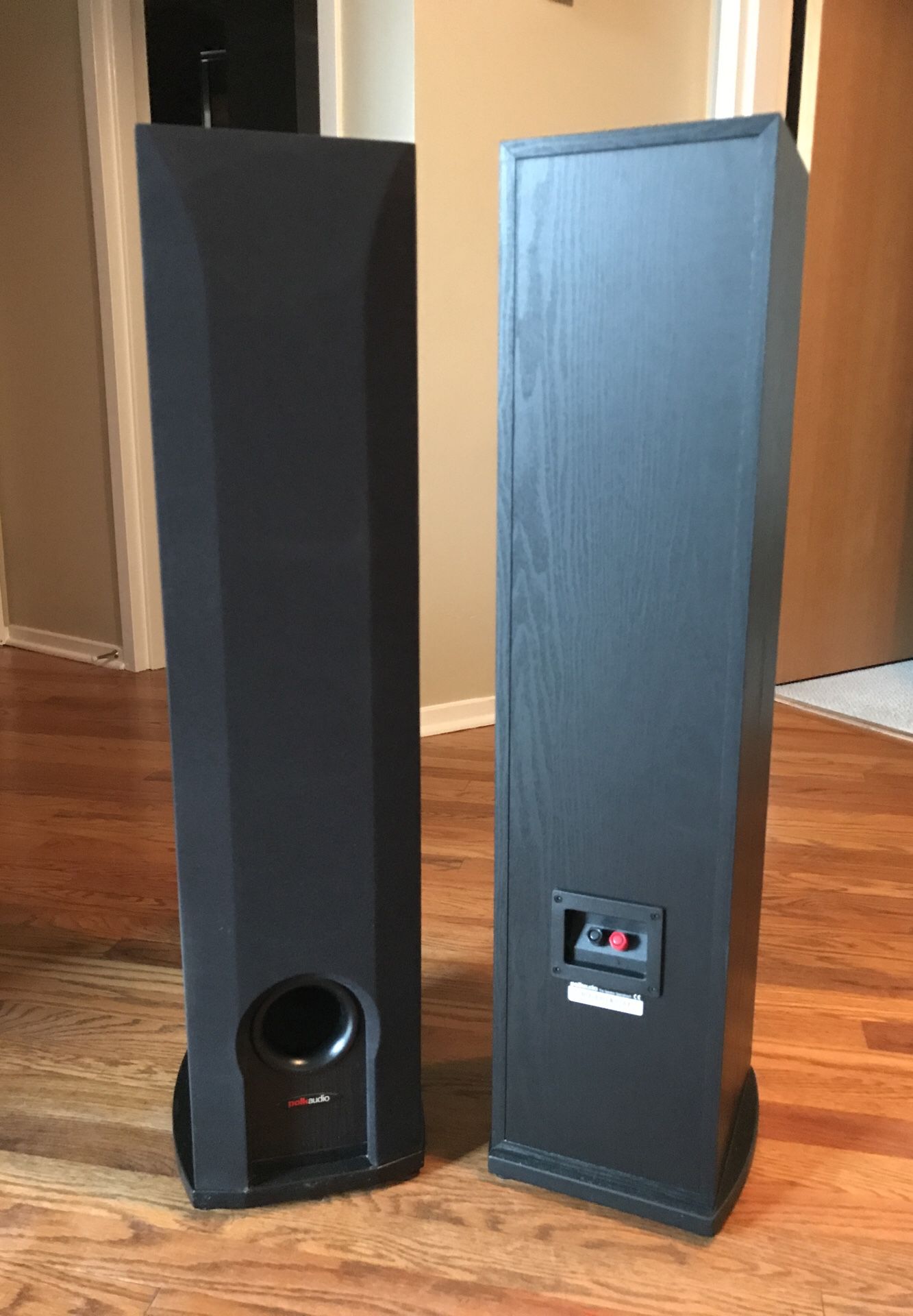 Polk Audio R30 Tower Speakers