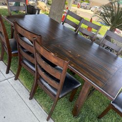 Dinning Table 8 Chairs 