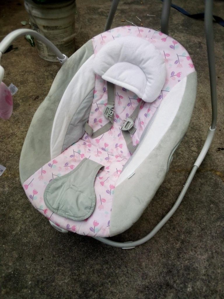 Ingenuity SimpleComfort Multi-Direction Compact Baby Swing with Vibrations