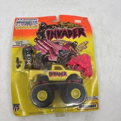 1993 Matchbox Monster Wars Invader Monster Truck MOC Vintage Rare W/ Figure