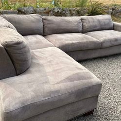 Sectional Couch 