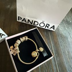 Pandora Rose gold Bracelet With Charms 