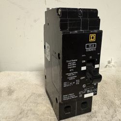 Square D - 15A  Breaker