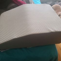 Large Memory foam Leg relaxer