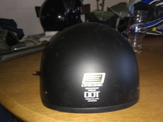 Helmet / origine