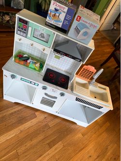 Free Kitchen and extras!