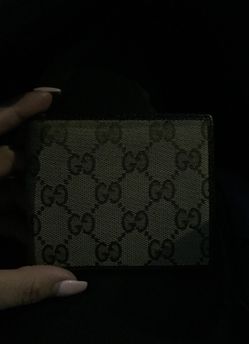 Gucci men wallet