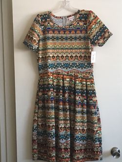 Lularoe Amelia large