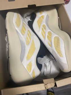 Yeezy 700s