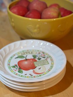 Vintage dessert fruit plates