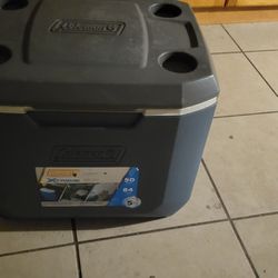 Coleman Xtreme Cooler With Rollers