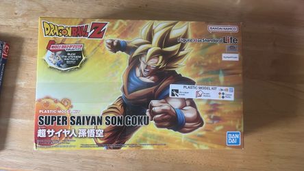 MODEL KIT SSJ GOKU FIGURE-RISE STANDARD