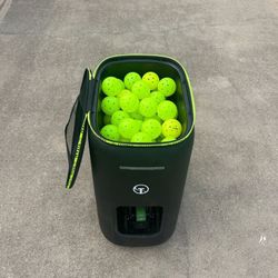 Titan One Pickleball Machine