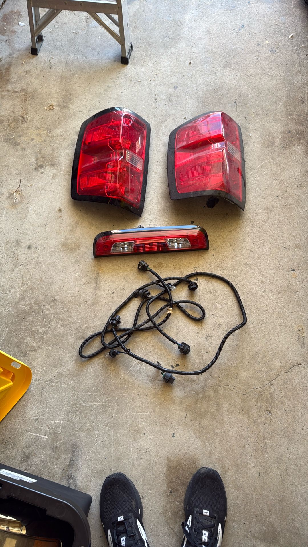 2016 Chevy Silverado Taillights And 3rd Brake Light With Harness All Included