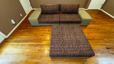 Viesso Strata Modular Sectional + Chaise & Ottoman — Custom Knoll Upholstery