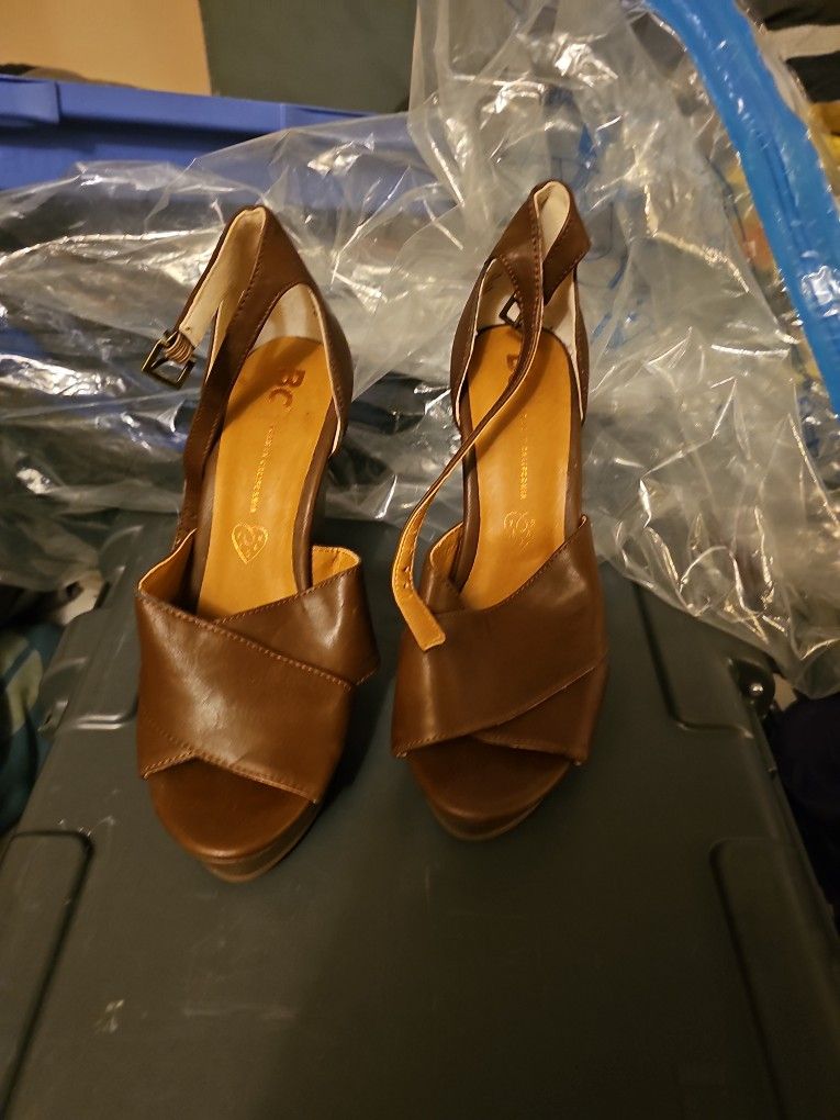 Born In California Wedge