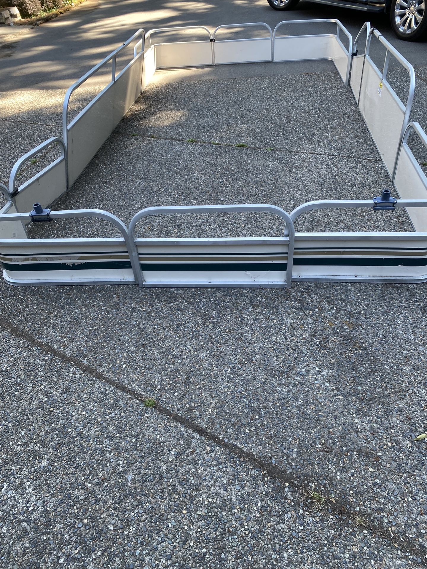 Pontoon Boat Railing