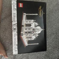 Retired Taj Mahal Lego Set 