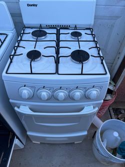 Danby Stove 20” Gas 