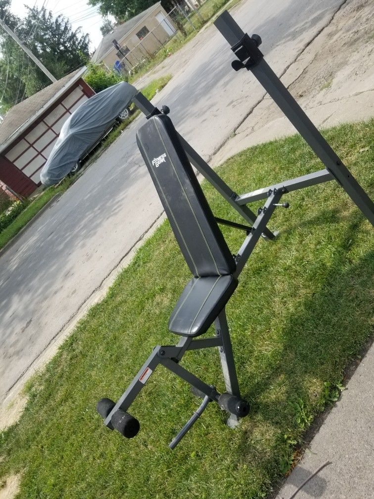 FITNESS GEAR WEIGHT BENCH 