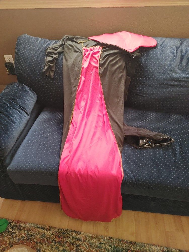 Dracula's Wife Halloween Costume
