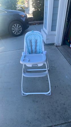 Foldable baby chair