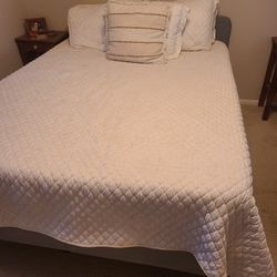 Queen Bed Frame w/ Mattress 