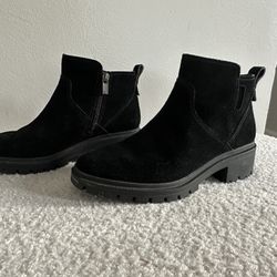 Black Ankle Boots 7 1/2 