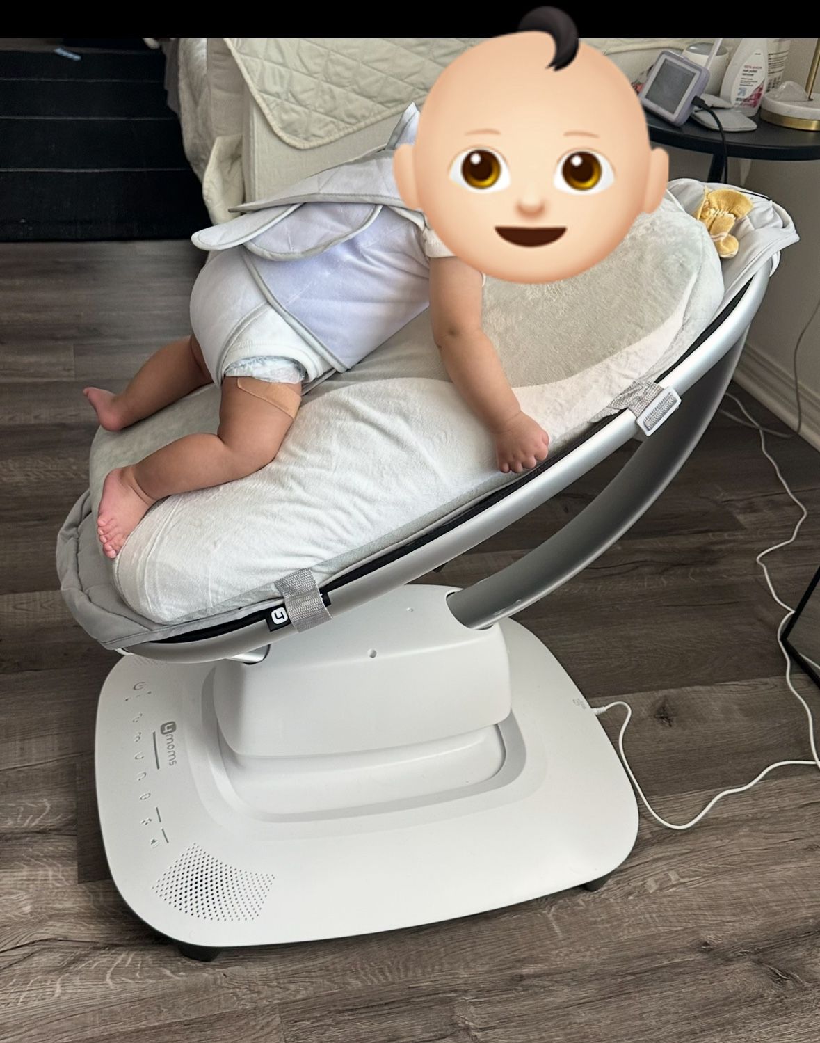 4moms MamaRoo Baby Swing And Babocush