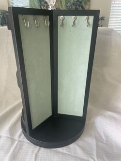 Rotating Jewelry Box