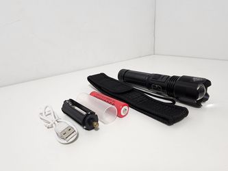Super Bright 4 Core XHP70.2 LED Flashlight with Battery Display 5 Lighting Modes