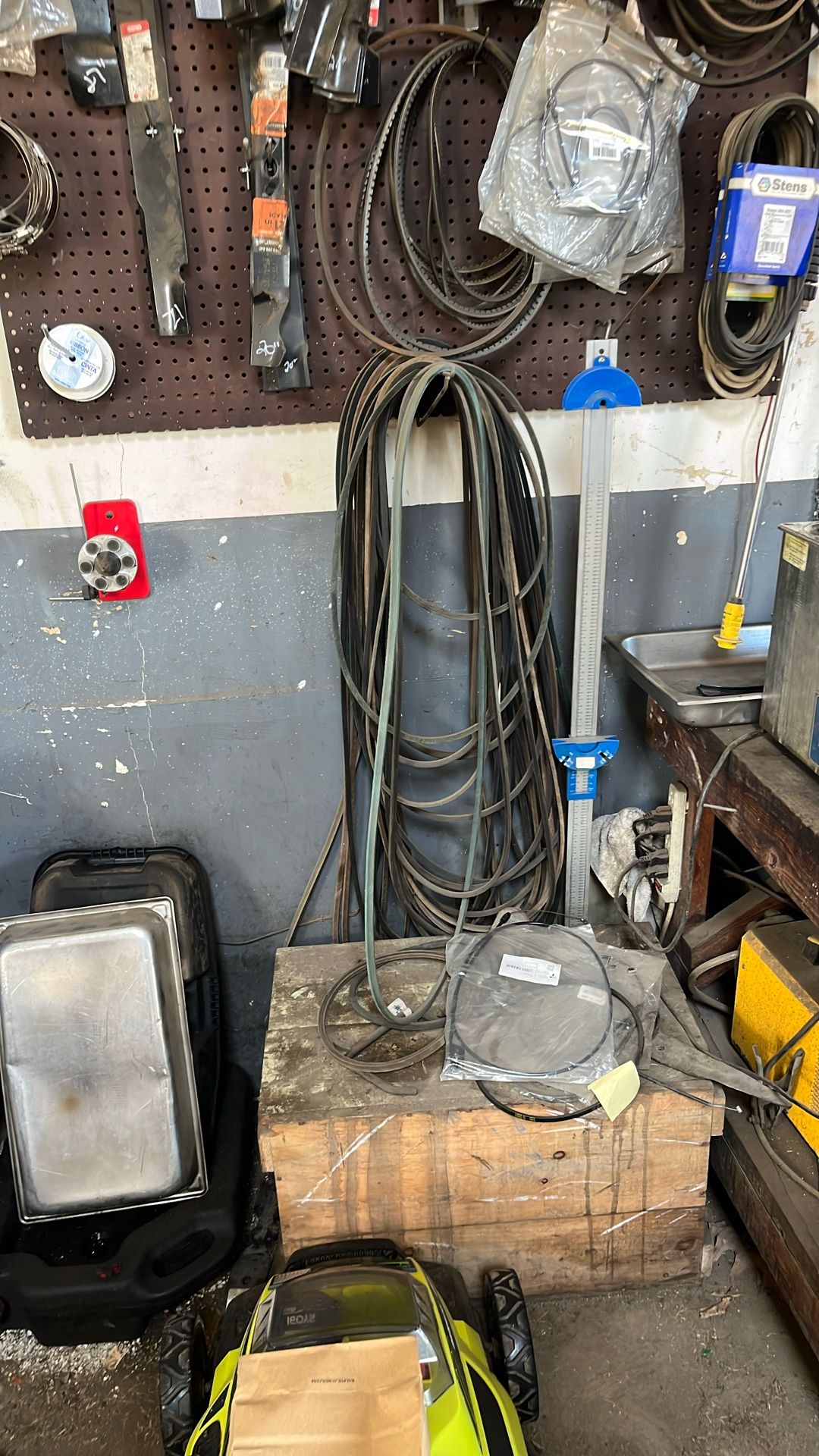 Lawn Mower, Rider, Zero Turn, Belts And Blades