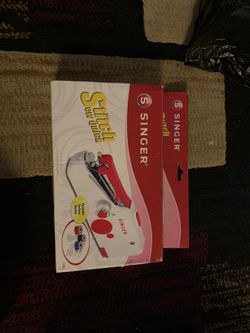 Traveling sewing machine