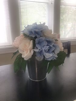 Pink and blue floral centerpiece