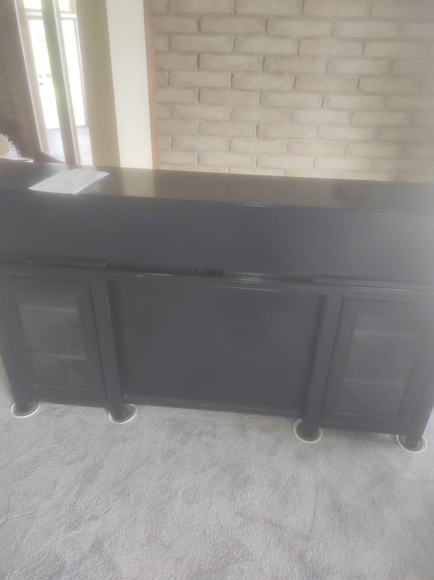 Nice Executive Desk