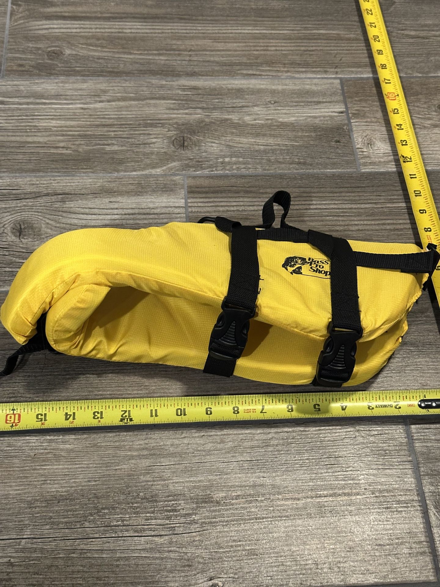 Bass Pro Shop Flotation Pet Vest in Bright Yellow - Size Small - Weight Range 15-30lbs - 16in L x 6in H