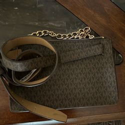 Michael Kors belt/purse