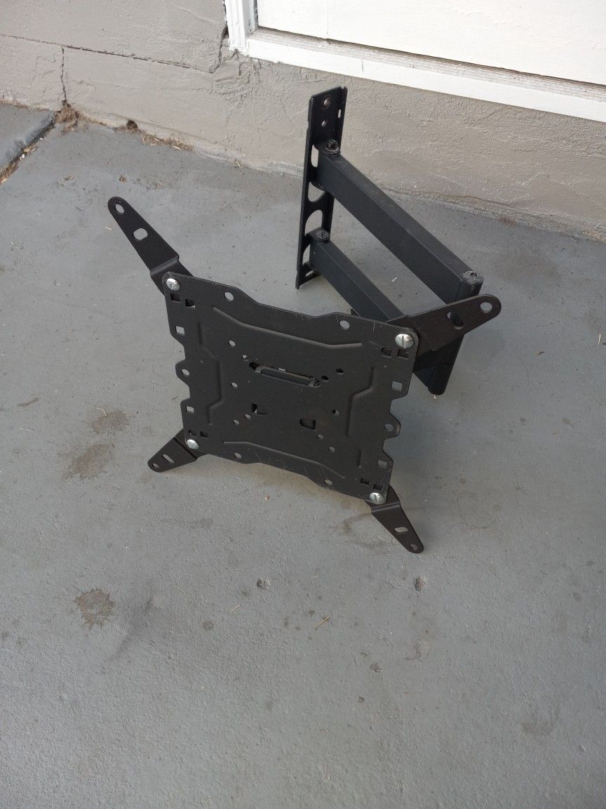 TV WALL MOUNT FULL MOTION 