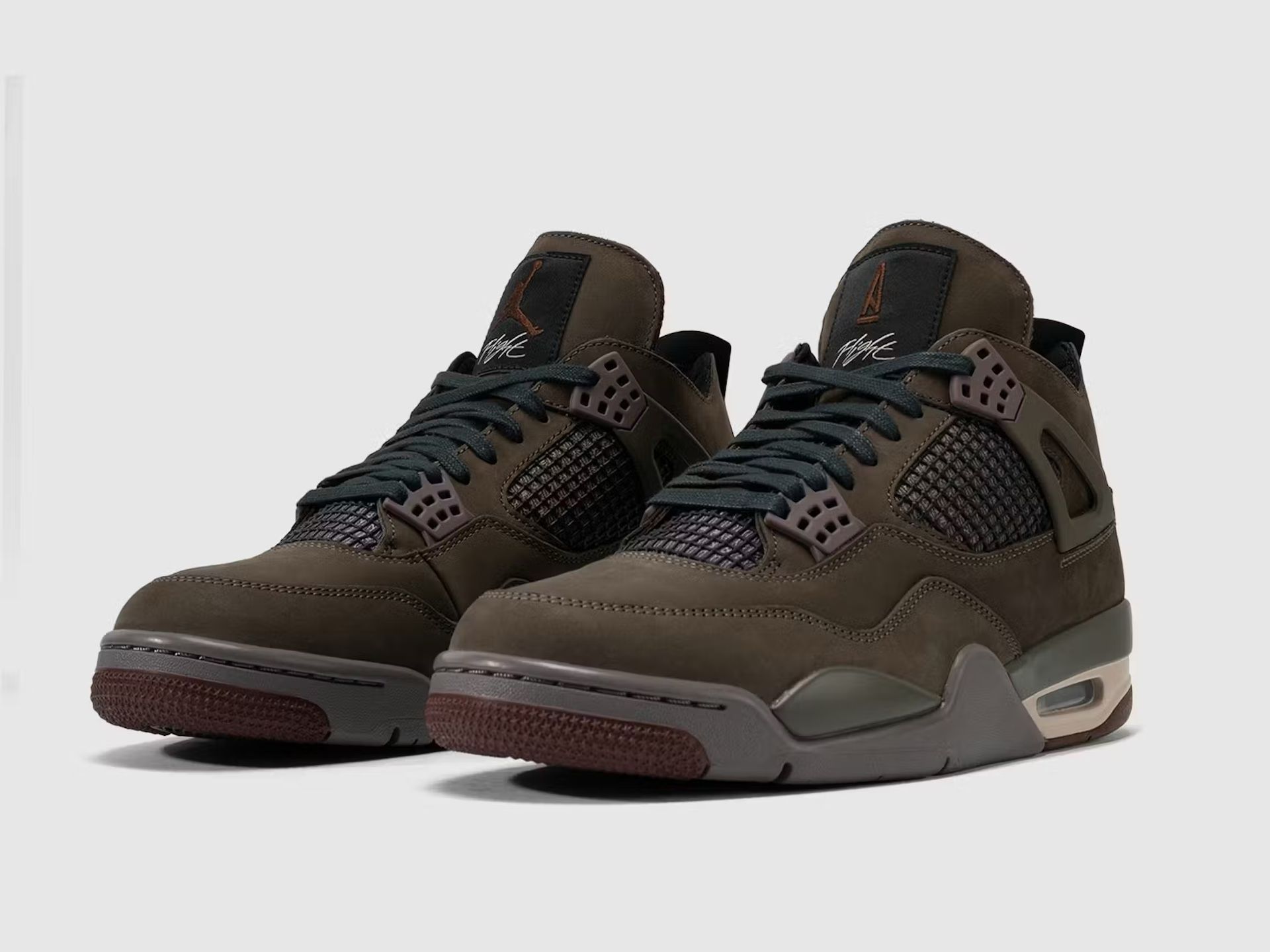 A MA MANIÉRE X AIR JORDAN 4 "DARK MOCHA"