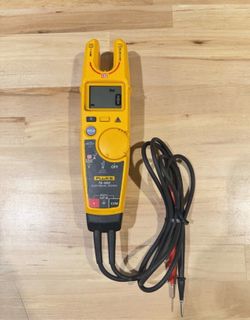 FLUKE T6-600 ELECTRICAL TESTER 600V CAT III