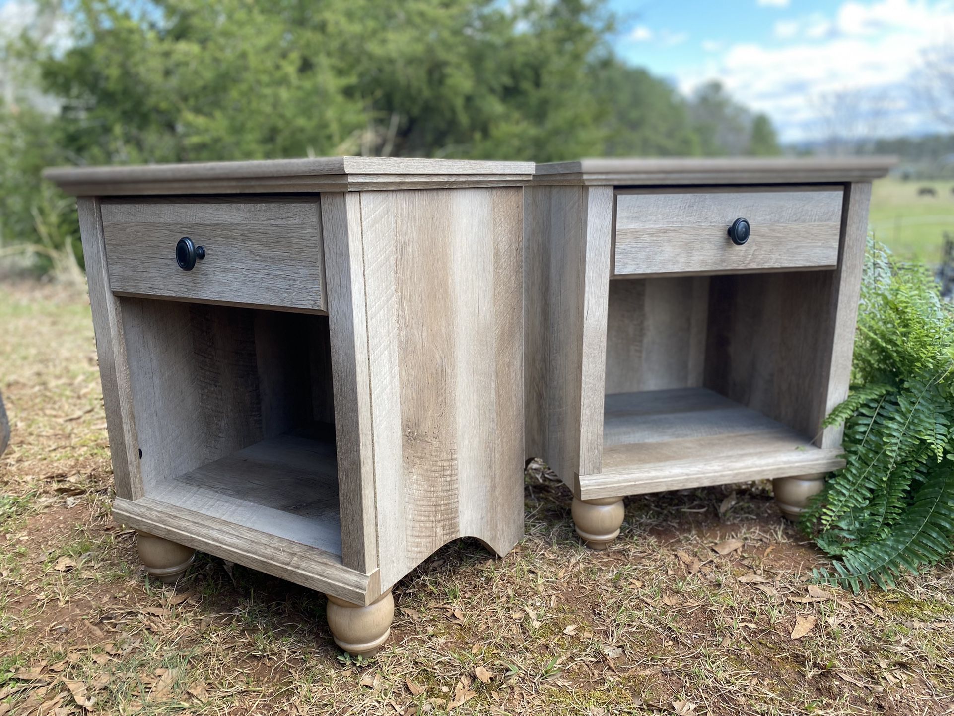Cottage STYLE NIGHT STANDS/END TABLES