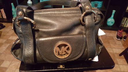Michael kors black purse