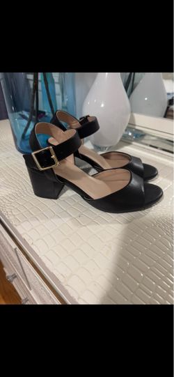 GIANI BERNINI memory Foam Heels , Size 6.5 , Used Once Perfect Conditions