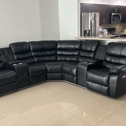 Black Recliner Sectional 