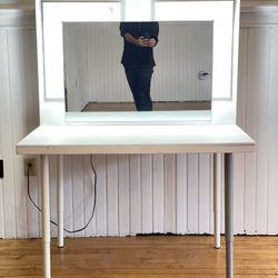 Hollywood Vanity Mirror