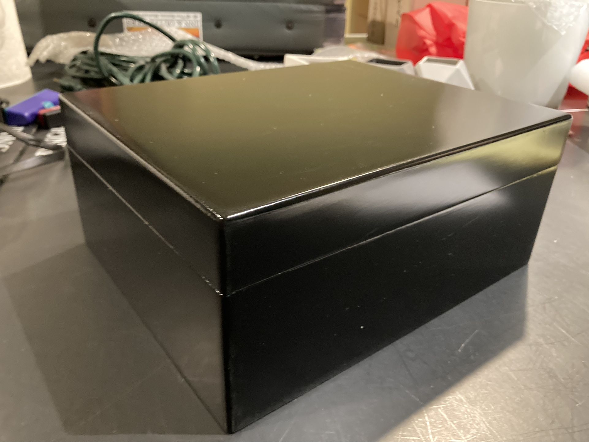 Black 40-50 Cigar Humidor
